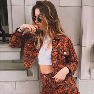 TOPSHOP Snake Print Denim Jacket